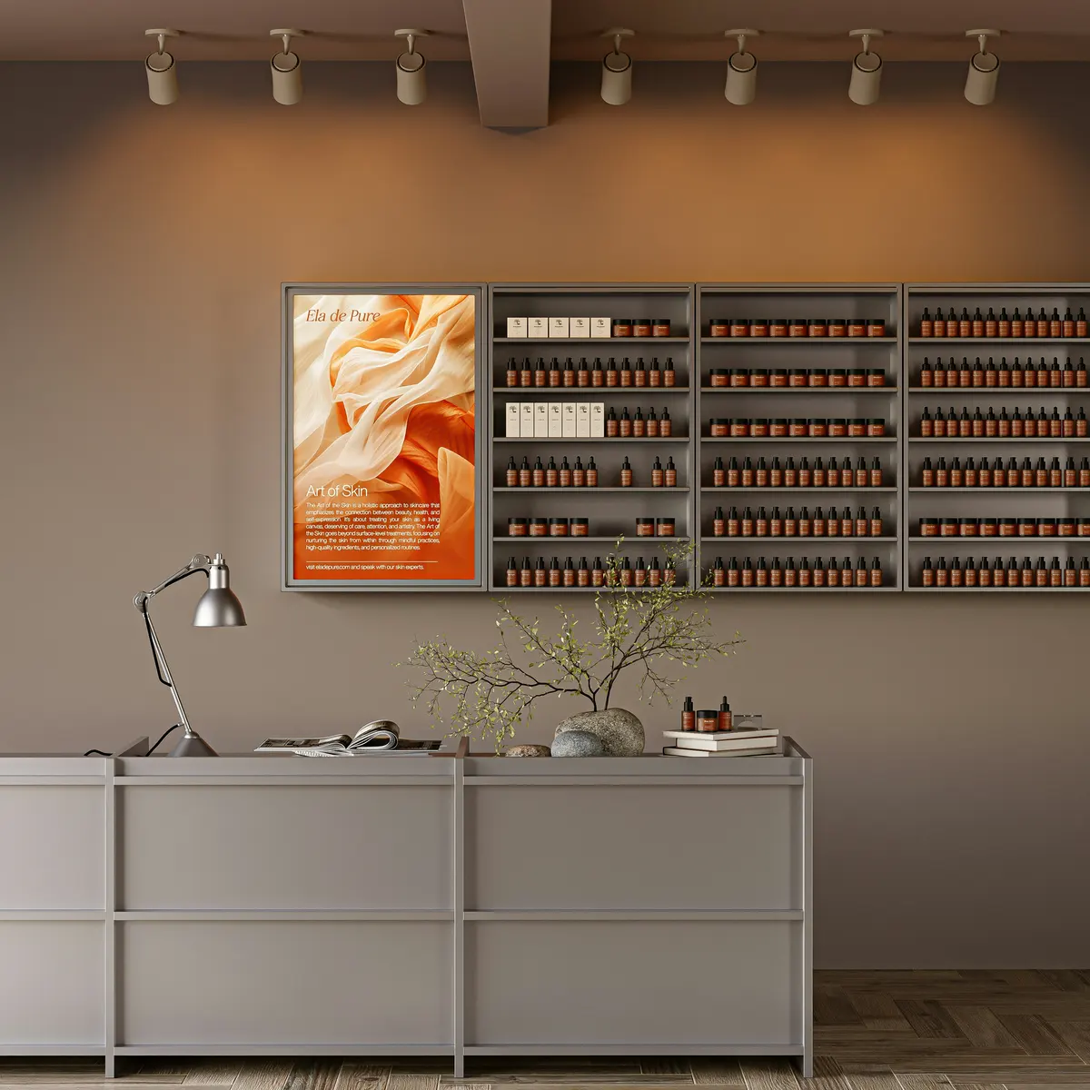 Mottagningsyta med hyllsystem, varm belysning och tydlig inredningslinje